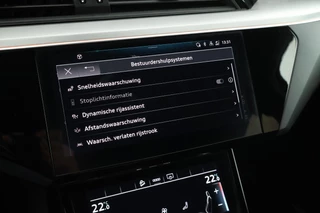 Audi e-tron Sportback S quattro 503pk 95 kWh SOH 93% Panoramadak Trekhaak Leder Matrix LED B&O Memory Keyless Navigatie / 30