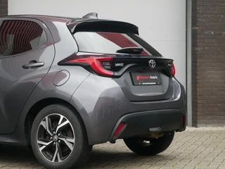Toyota Yaris 1.5 Hybrid Dynamic Dealer onderhouden| ACC / 21