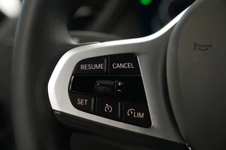 BMW 1 Serie 118i Sport Line  Keyless Go Navi LED Carplay 24 Maanden garantie* (Vraag naar de voorwaarden) / 8