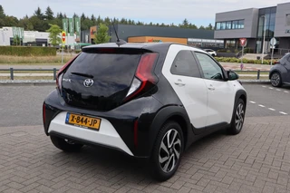 Toyota Aygo X PULSE APPLE/ANDROID 17''LM-VELGEN ALL-SEASON PRIVACY-GLASS CAMERA ADAP. CRUISE / 7