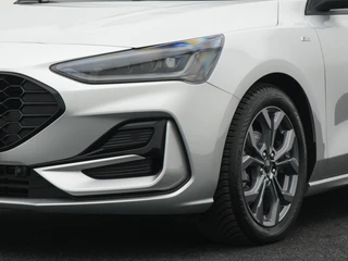 Ford Focus Wagon 1.0 EcoBoost Hybrid ST Line X Private lease €539 p.m. / 48