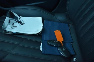 Peugeot 208 1.2GT-LINE nieuwe riem PANODAK LEDER / 39