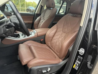 BMW X5 xDrive45e High Executive LASER LED| ELEKTRISCHE TREKHAAK | PANO| HUD| BMW DEALER ONDERHOUDEN| DRIVING ASS. PROFF| KEYLESS | MEMORY STOEL| DODE HOEK SENSOR| / 21