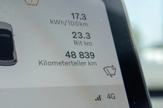 Volvo EX30 Single Motor Extended Range Plus 69 kWh Harman|Camera|BLIS / 29