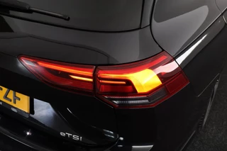 Volkswagen Golf Variant 1.5 eTSI 150pk DSG 2x R-Line h/k Navigatie Adaptive Cruise PDC Virtual Cockpit / 41