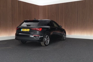 Audi A3 Sportback 45 TFSIe 245pk S edition Competition Camera Keyless HUD Stoelverwarming Adaptive Cruise Navigatie S-Line / 9