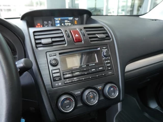 Subaru Forester 2.0 Luxury / 25