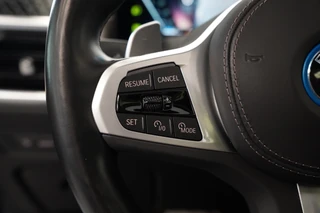 BMW X5 xDrive50e Launch Edition  Panoramadak Leder M-Sport Pro Trekhaak Head-Up / 8