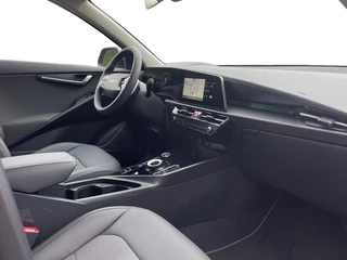 Kia Niro 1.6 GDi Hybrid DynamicLine | Adaptive cruise control | Keyless entry | Navigatie | Climate control / 23