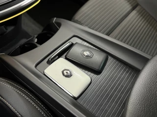 Renault Grand Scenic 1.3 TCe Bose | 7-Pers | Leder/Alcantara | Panorama voorruit | Massage stoel | BOSE Sound | Navigatie | Camera / 35