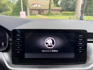 Škoda Kamiq 1.0 TSI Business Edition  Airco-Ecc/Alu wielen/Mistl./Navigatie / 33