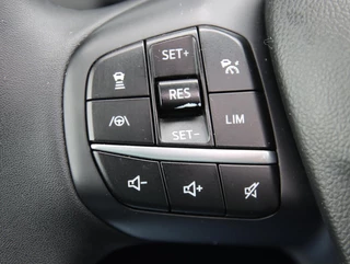 Ford Kuga 2.5 PHEV 225PK Titanium | SOH 93% | Panoramadak | Trekhaak | / 15