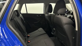 Skoda Kamiq 1.0 TSI Ambition CAMERA CARPLAY LED CRUISE DAB. / 6