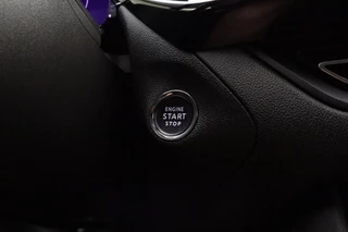 Opel Grandland 1.6 Turbo Plug-In Hybrid 300pk 4x4 GSe | Navigatie | Camera | Comfort stoelen | Elektrische achterklep | Stoel- en stuurverwarming | Adaptive Cruise control | / 32