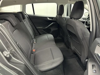 Ford Focus Wagon 1.5 EcoBlue Business NAVI CARPLAY CRUISE ECC STOEL/STUUR VERWARMING. / 15