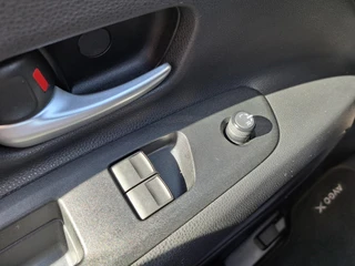 Toyota Aygo X Envy Automaat STOELVERWARMING PDC VOOR EN ACHTER AD-CRUISE TEL. DRAADLOOS LADEN / 13