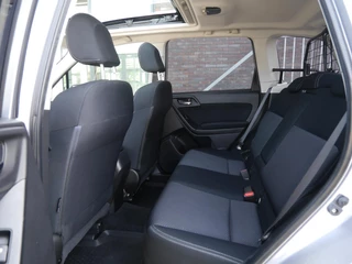 Subaru Forester 2.0 Luxury / 12