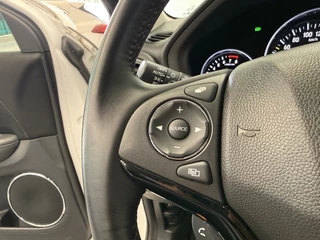 Honda HR-V 1.5 i-VTEC Executive  Panoramadak Full-led Navigatie / 7