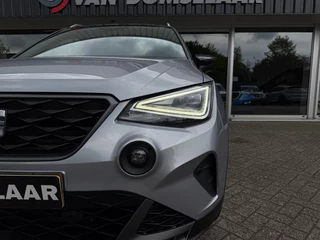 SEAT Arona 1.5 TSI FR Launch Edition 150PK Automaat Camera Sportstoelen Navi Apple Carplay Android Auto / 42