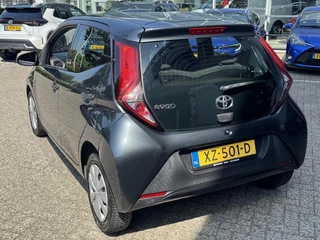 Toyota Aygo FUN 5-DEURS NL-AUTO AIRCO CENTRALE VERGRENDELING / 6