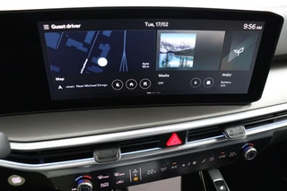 Kia Sorento 1.6 T-GDi Plug-in Hybrid 4WD ExecutiveLine 7p Nieuw en Direct leverbaar! - - Stoel/Stuurverwarming - 1700kg trekgewicht - Apple Carplay - Android Auto - Panorama Dak - - Fabrieksgarantie tot 2033 / 62