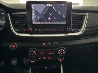 KIA Stonic 1.0 T-GDi MHEV 100pk GT-Line | Stoelverwarming | Stoelverwarming / 19