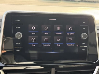 Volkswagen T-Roc 1.5 TSI R-Line Edition  | LED | Keyless | Virtual Cockpit | Apple/Android | Adapt Cruise | PDC v+a incl. camera / 65