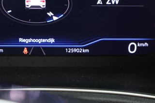 Volkswagen T-Roc 1.5 TSI 150pk DSG R-Line Sport Keyless Virtual Cockpit Navigatie / 38