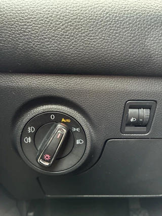 SEAT Arona 1.5 TSI EVO FR Business Intense | Climate control | Navigatie | Camera | Cruise control | Elektrisch Pakket | Parkpilot | Trekhaak | / 40