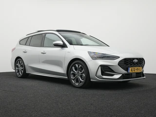 Ford Focus Wagon 1.0 EcoBoost Hybrid ST Line X Private lease €539 p.m. / 14