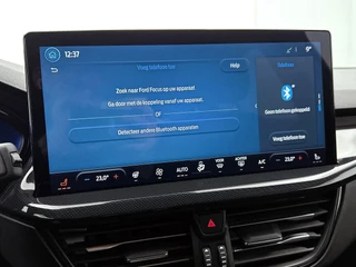 Ford Focus 1.0 EcoBoost Hybrid ST Line X | Cruise control | Stoelverwarming | Navigatie | Camera | Afneembare trekhaak | BTW / 20