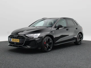 Audi A3 Sportback 45 TFSi 272 Pk e S-line Competition | Trekhaak | Stoelverwarming | Adaptive Cruise | Half Leer | Camera | Carplay | 18 Inch | 28.601 Km !!