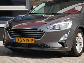 Ford Focus 1.5 EcoBoost Titanium Business NL Auto| Trekhaak| Dealer onderhouden / 26