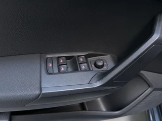 Seat Ibiza 1.0 EcoTSI Style Virtual Cockpit App-Connect DAB+ Parkeersensoren / 19