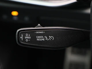 Skoda Superb Combi 1.5 TSi 204 Pk PHEV Sportline Business | Trekhaak | Carplay | Canton Audio | Head-up Display | Panoramadak | Virtual Cockpit | Adaptive Cruise | 19 Inch / 31