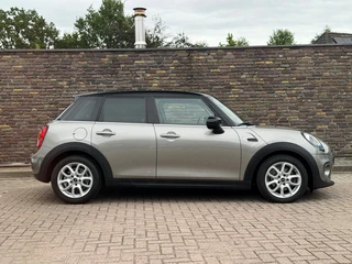 MINI Cooper 1.5 COOPER Busines edition Automaat 5DRS Navi Cruise / 9