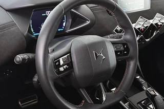 DS 3 Crossback E-Tense Performance Line 50 kWh SOH 99% Stoelverwarming Head-Up / 13