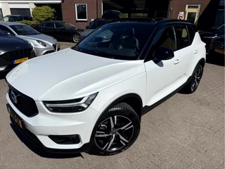 Volvo XC40 2.0 B4 200pk R-Design  Panoramadak, Trekhaak, Camera / 19