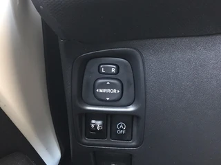 Citroën C1 1.0 VTi Shine Achteruitrijcamera | Navi | Airco / 27