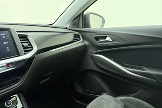 Opel Grandland 1.6 Turbo Plug-In Hybrid 300PK 4x4 GSe | Adaptive Cruise Control | 360° Camera | Stoelverwarming | Elektrische achterklep | Alcantara Bekleding | Camera | 19'' LM Velgen / 38