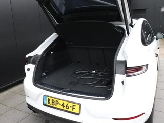 Porsche Cayenne 3.0 E-Hybrid | LEDER | LUCHTVERING | PANO-DAK | MASSAGE | BOSE | STOELVERK. | SPORTCHRONO | 360° CAMERA | ADAPT. CRUISE | NAVI | DESIGN PAKKET | / 20