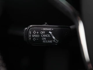 Škoda Superb Combi 1.5 TSi 150 Pk Automaat Sportline Business | Panoramadak | Trekhaak | Virtual Cockpit | Adaptive Cruise | Camera | LED | 19 Inch | 53.466 Km! / 27
