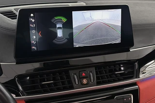BMW X2 xDrive25e High Executive M Sport Panoramadak Keyless Rood Leder / 17