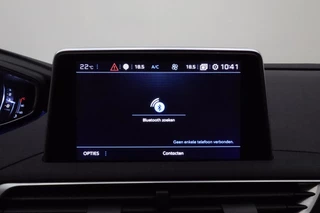 Peugeot 3008 1.2 PureTech Crossway 130 PK | Navigatie | Camera | Climate contro| Keyless | Lichtmetalen velgen | Extra getint glas | Cruise control / 25