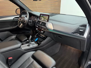 BMW X3 XDrive30i High Ex. M-Sport | Shadow-Line | Pano | Trekhaak | 20"| Ambient | Driving + Park Assist | Adaptief M-onderstel / 17
