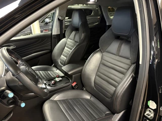 MG EHS 1.5 TGDI Luxury PHEV / automaat / 360camera / Leder/ carplay / Panorama-dak / 16