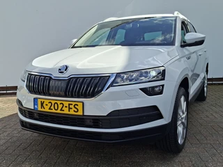 Škoda Karoq 1.5 TSI ACT Style Pano 360° Carplay Trekhaak Business Sportline / 61