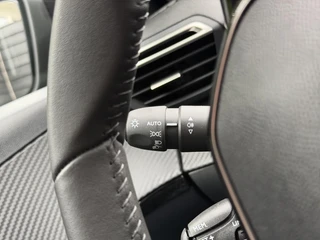Peugeot 208 Allure 1.2 Hybrid 110PK e-DCS6 Automaat Navigatie, Rondomzichtcamera, Climate Control, Cruise Control, Parkeersensoren / 19