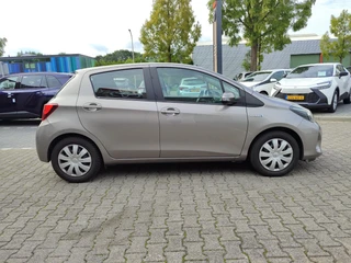 Toyota Yaris 1.5 Hybrid ASPIRATION 4S-BANDEN NAVI CRUISE CLIMA CAMERA BLUETOOTH NL-AUTO DEALER ONDERHOUDEN! / 8