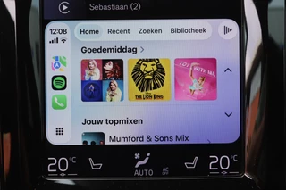 Volvo XC60 2.0 T4 R-Design  LED/Leder/Navi/Camera/CarPlay/Virtual Cockpit/Crc/19" / 20